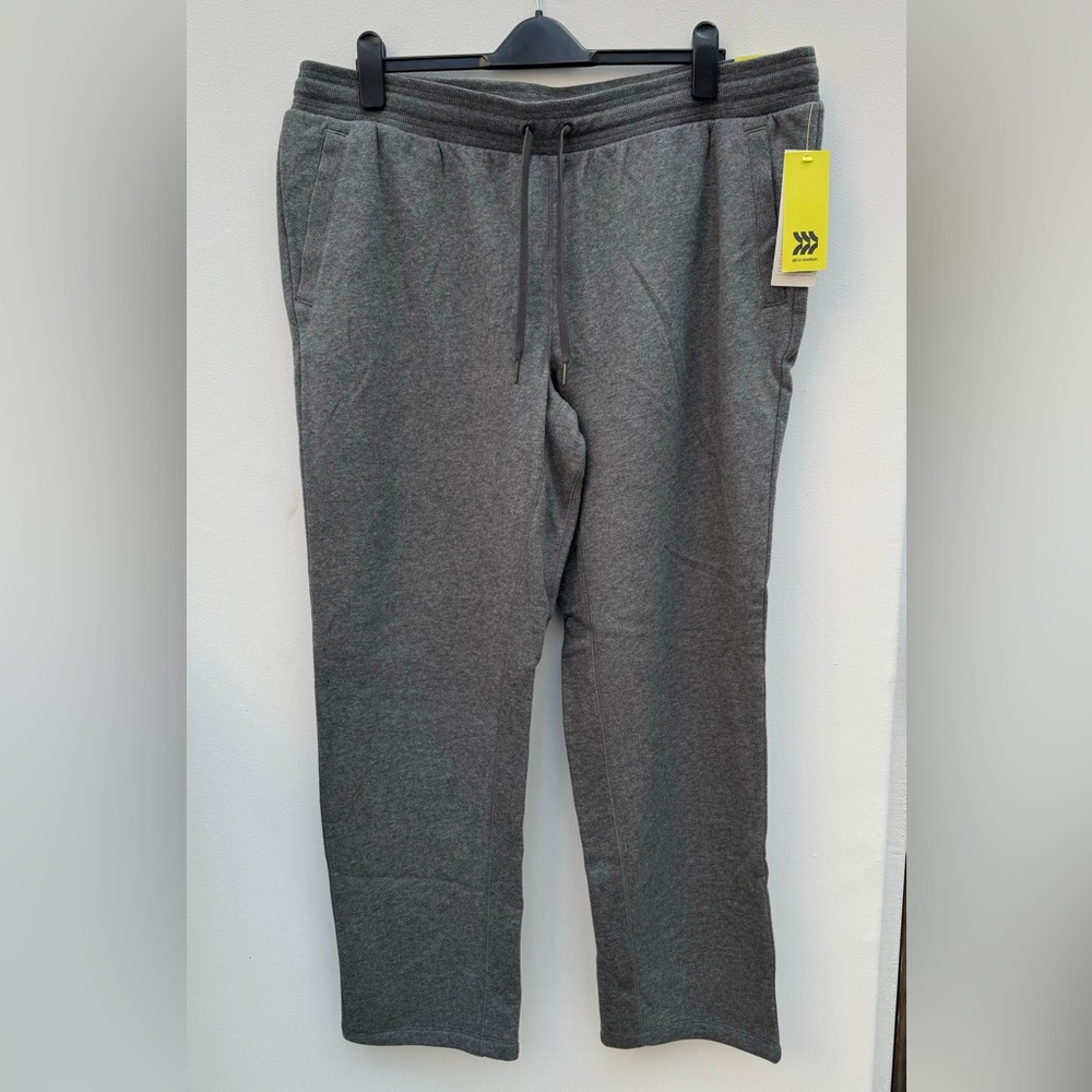 NWT All In Motion Men’s Fleece Casual Pant